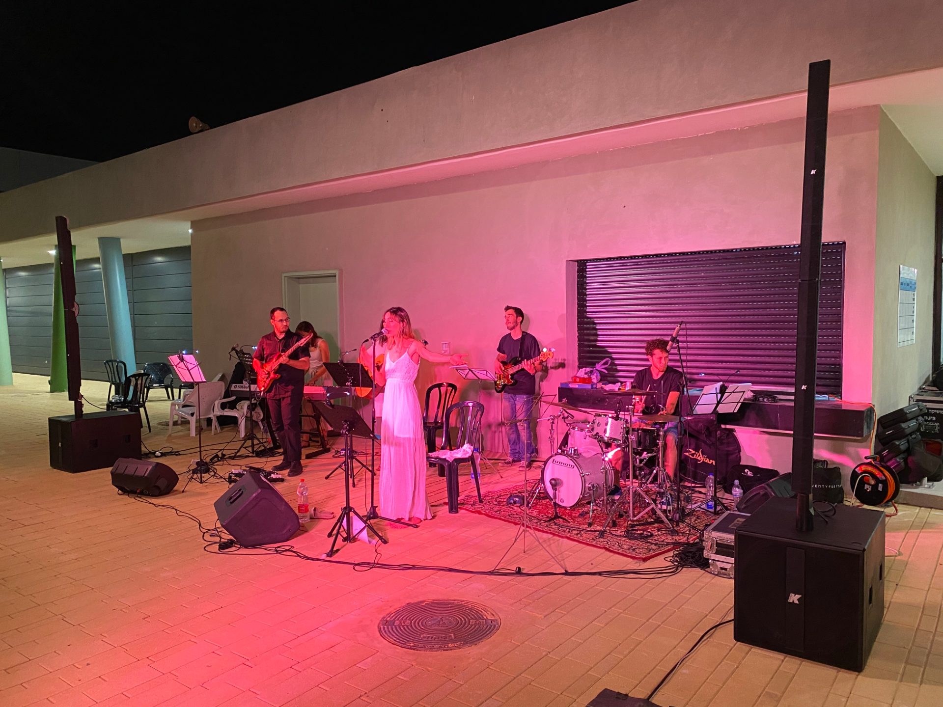 BOUTIQUE SOUND